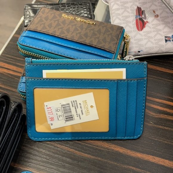 Michael Kors Jet Set Travel Small CoinPouch Wallet - Picture 3 of 3